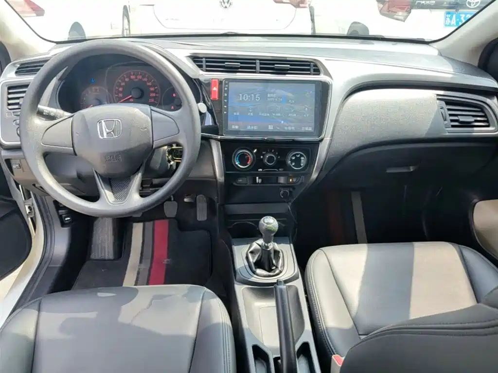 Honda City 2017 — фото 10