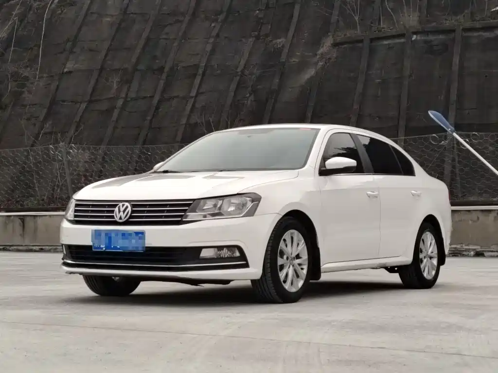 Volkswagen Lavida 2018 — фото 1