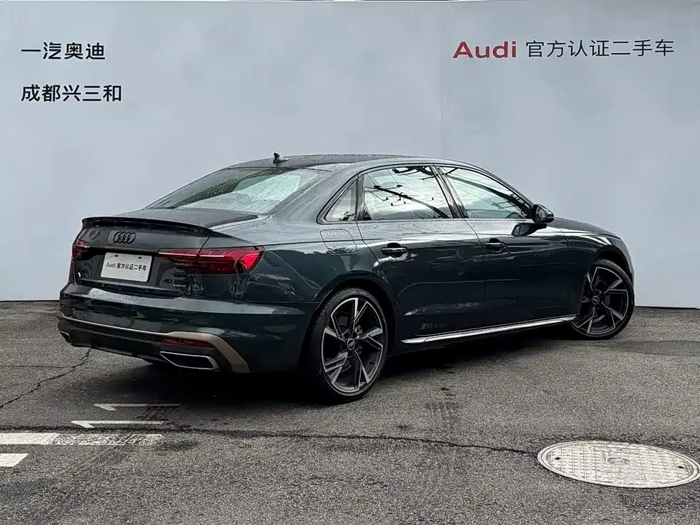 Audi A4L 2025 — фото 4