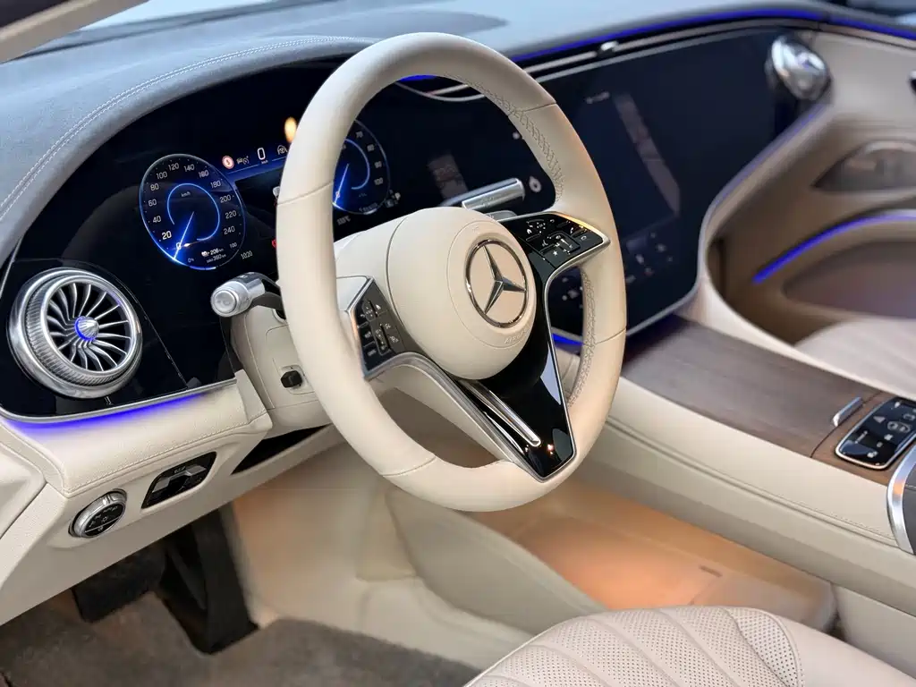 Mercedes-Benz EQS 2024 — фото 10