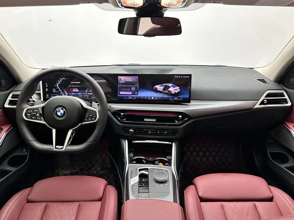 BMW 3 Series 2025 — фото 10