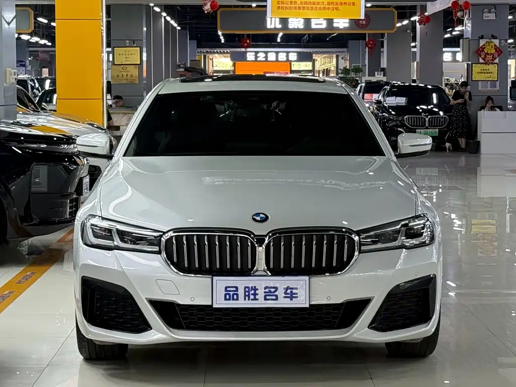 BMW 5 Series 2022