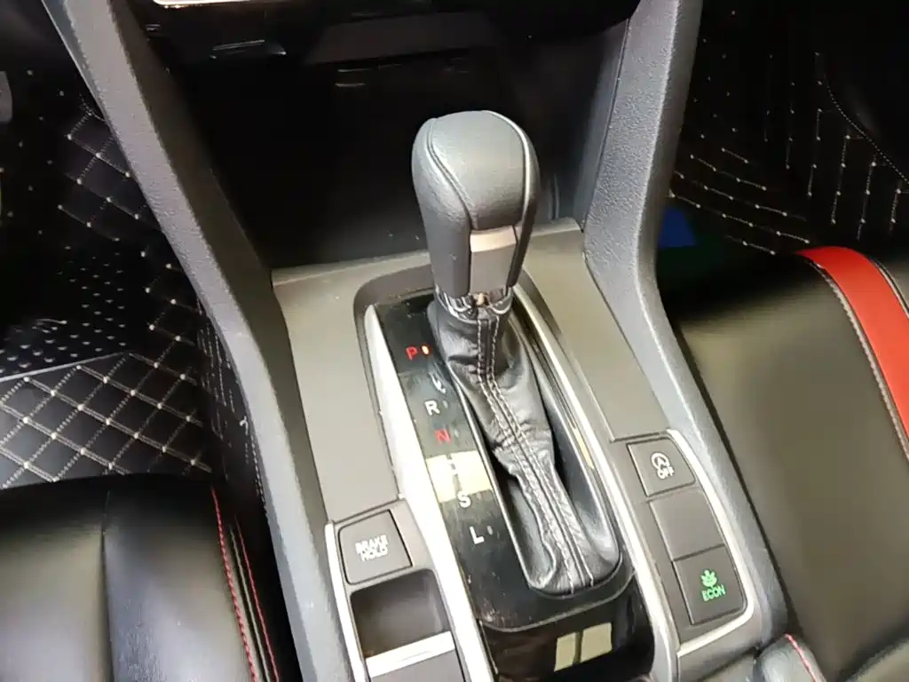 Honda Civic 2021 — фото 14