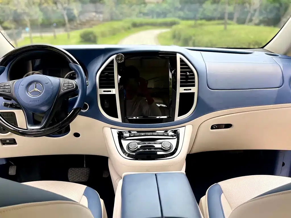 Mercedes-Benz Vito 2020 — фото 16
