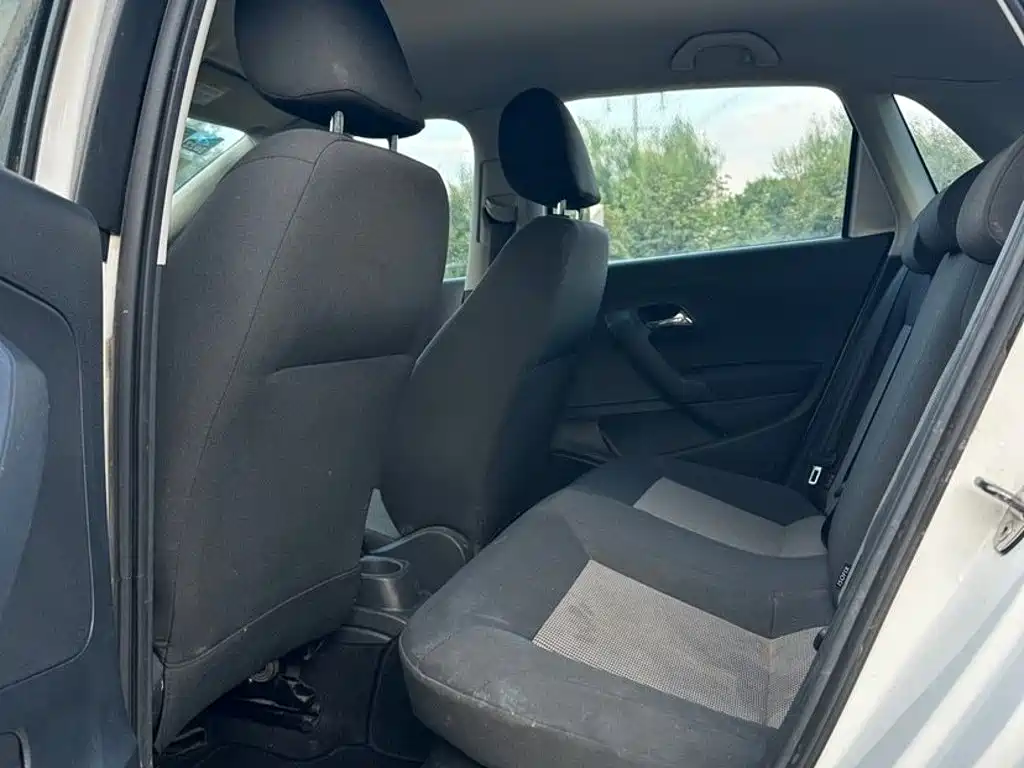 Volkswagen Polo 2016