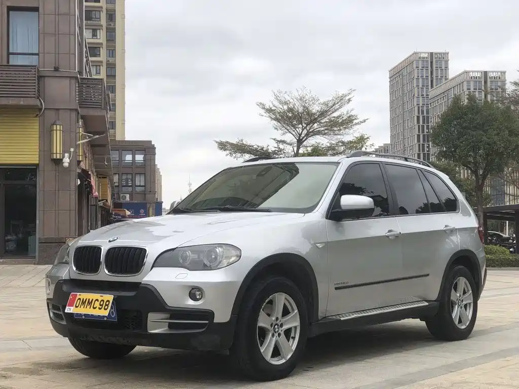 BMW X5 2009 — фото 1