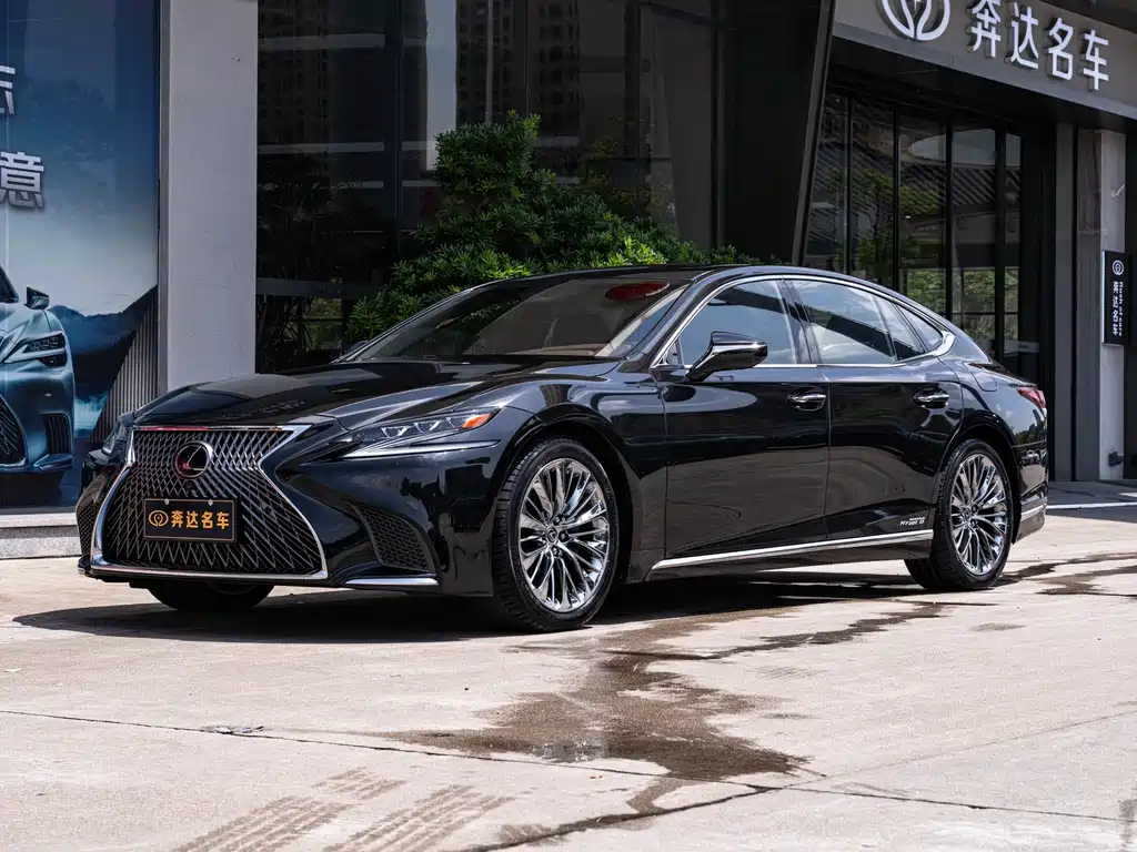 Lexus LS 2018
