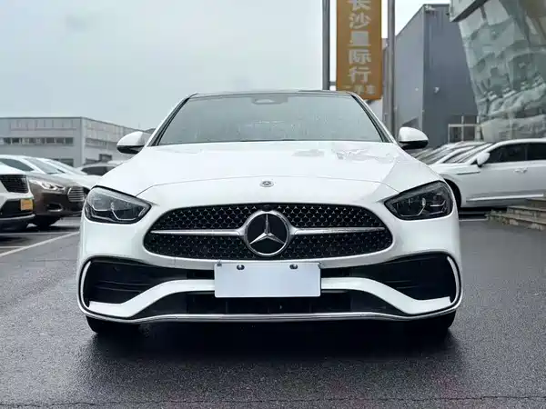 Mercedes-Benz C-Class 2022