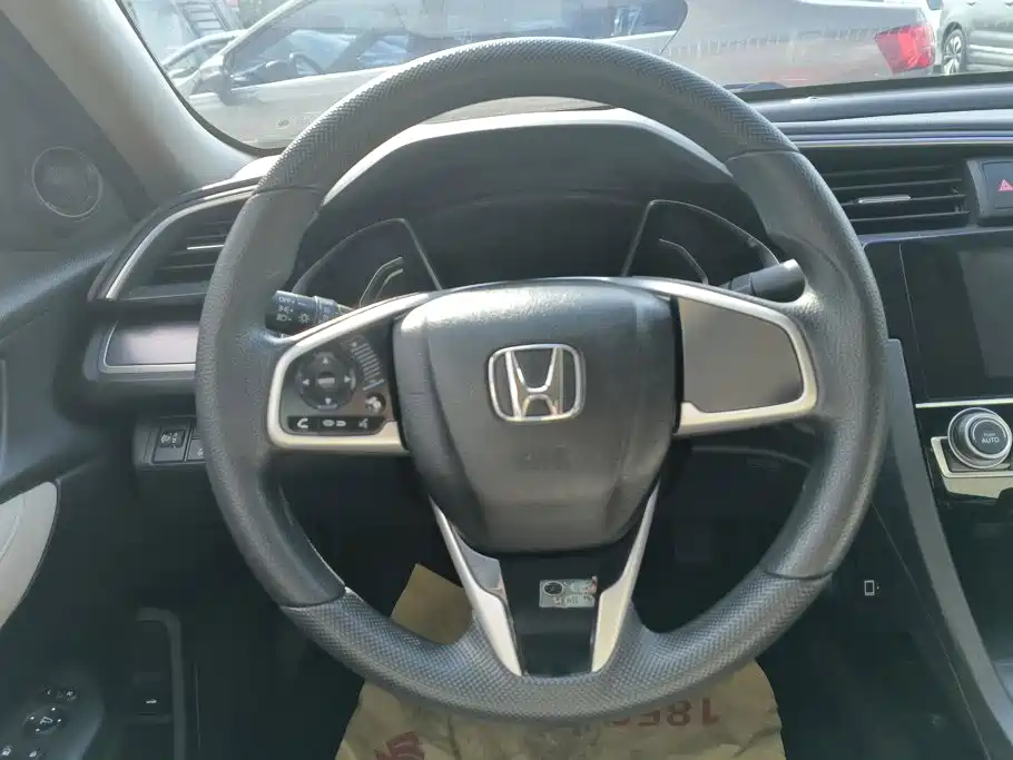 Honda Civic 2019 — фото 15