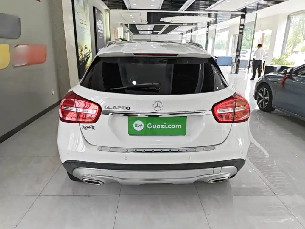 Mercedes-Benz GLA 2016