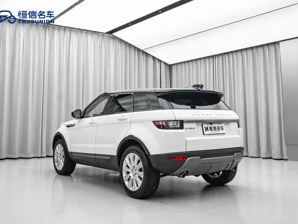 Land Rover Evoque 2019 — фото 6
