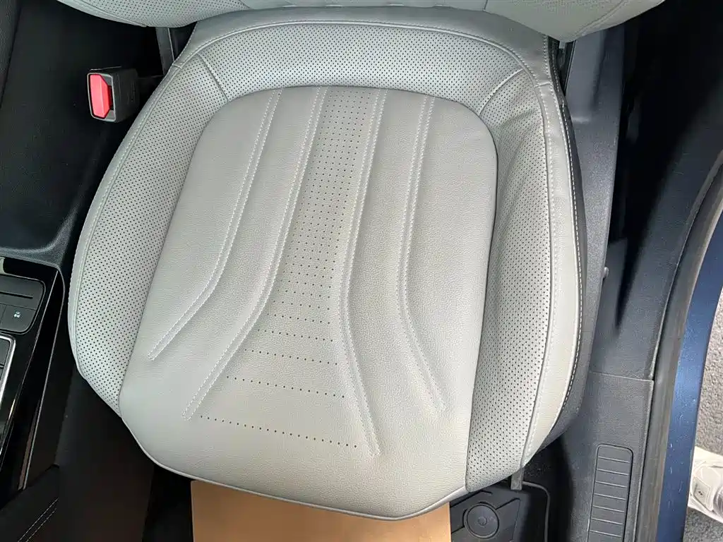 Ford Escape 2022 — фото 15