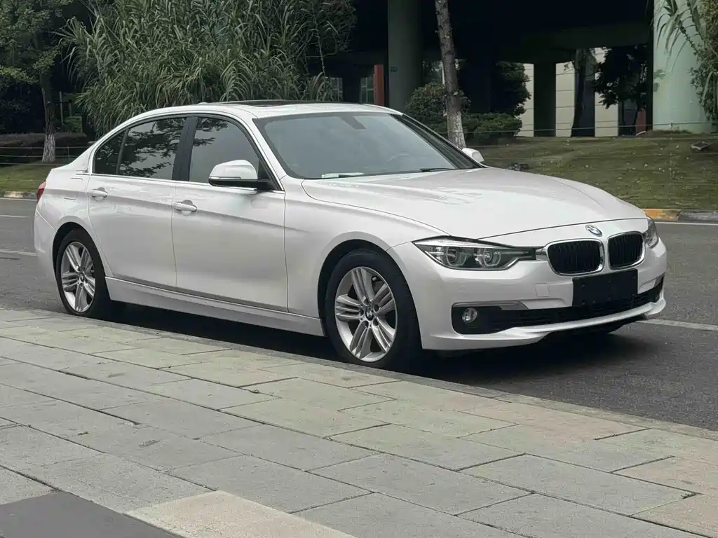BMW 3 Series 2016
