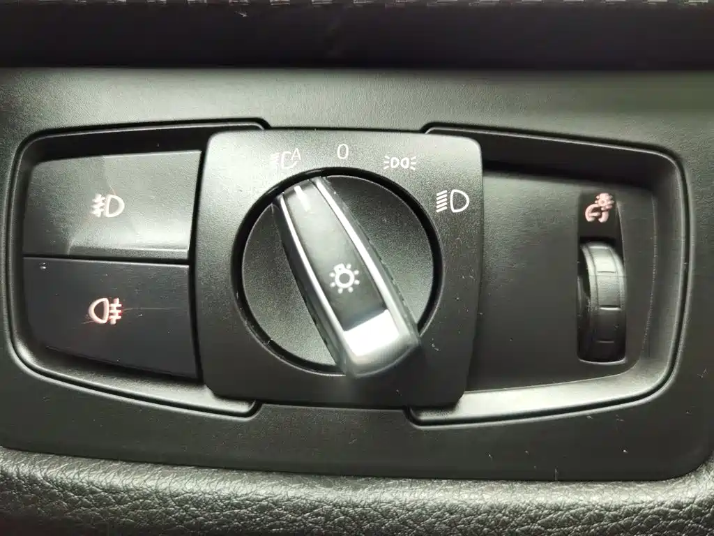 BMW 3 Series 2014 — фото 21