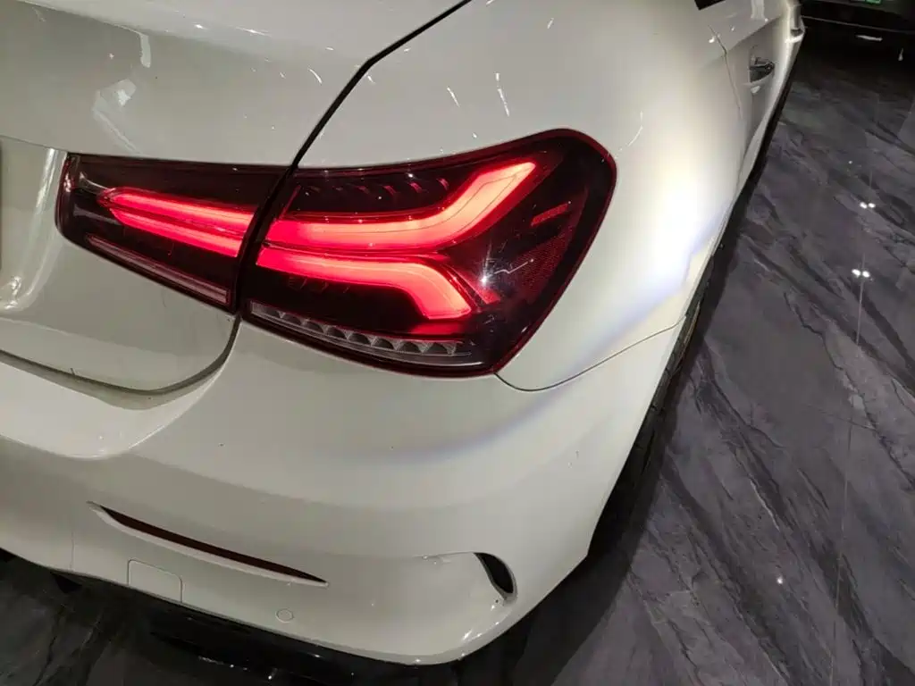 Mercedes-Benz A-Class 2019 — фото 8