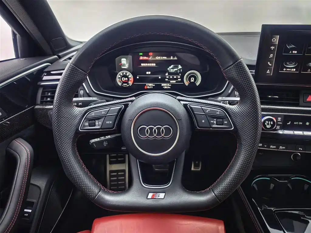 Audi S4 2024 — фото 14