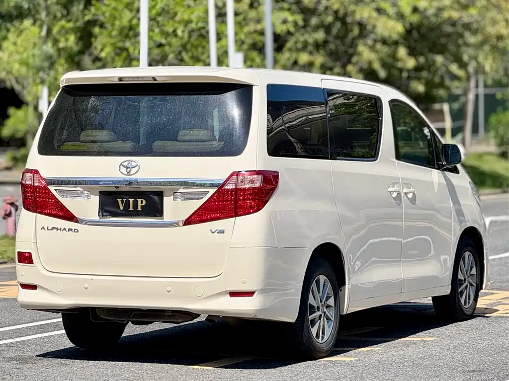 Toyota Alphard 2012 — фото 7