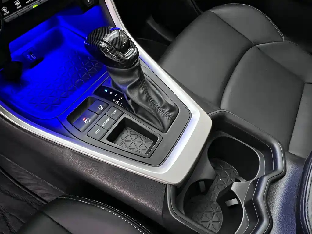 Toyota Wildlander 2023 — фото 17