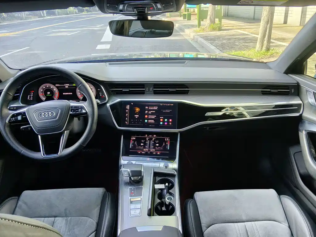 Audi A6L 2023