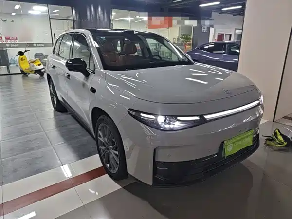 Leapmotor C10 2025