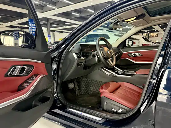 BMW 3 Series 2023