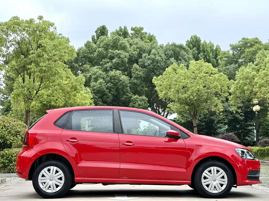 Volkswagen Polo 2016