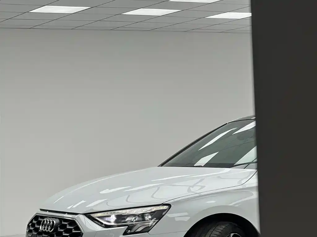 Audi A3 2021 — фото 4