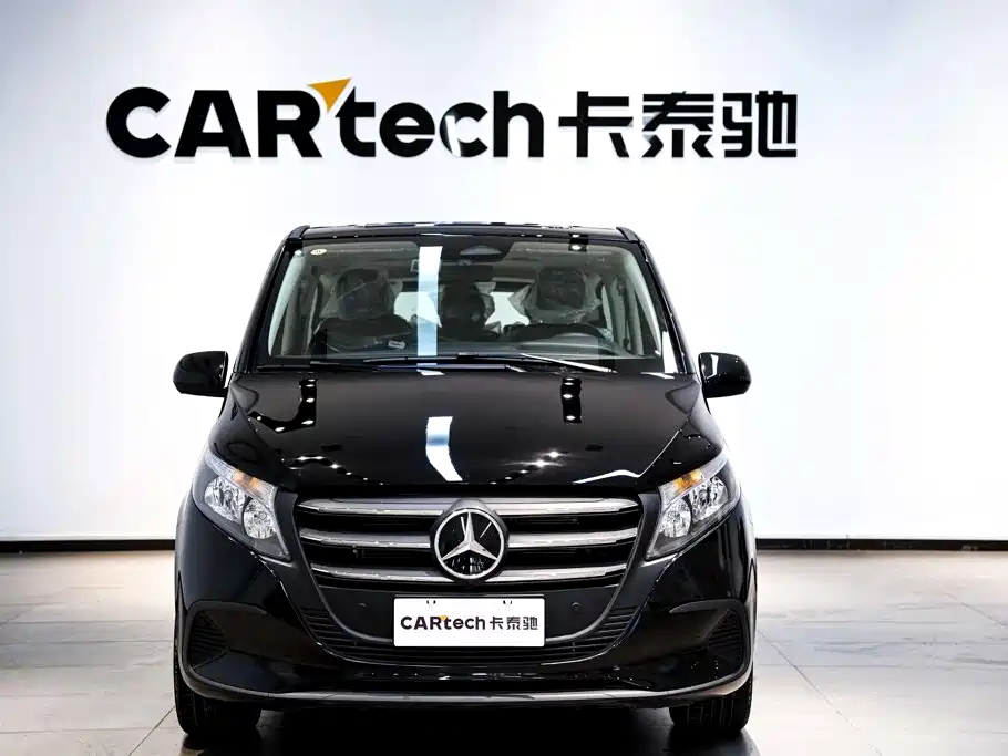 Mercedes-Benz Vito 2026 — фото 1