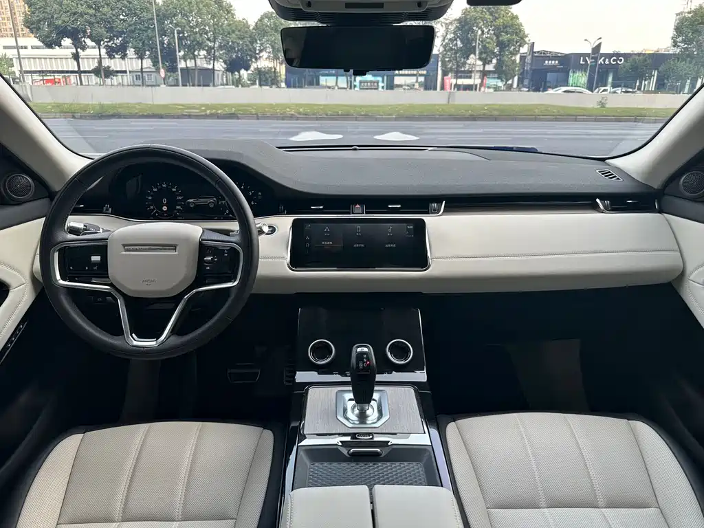 Land Rover Range Rover Evoque 2023 — фото 13