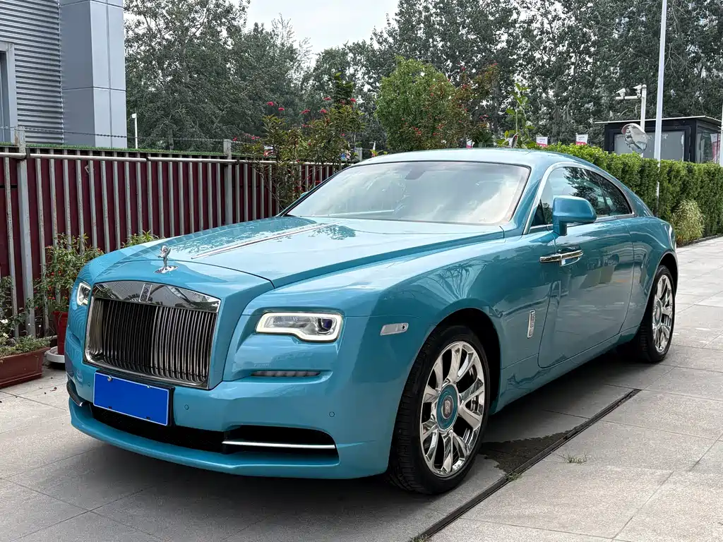 Rolls-Royce Phantom 2019 — фото 1