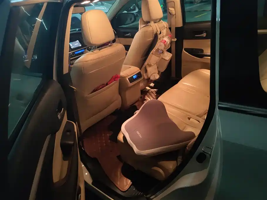 Toyota Highlander 2016 — фото 11
