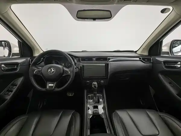 Dongfeng Scenery 580 2016