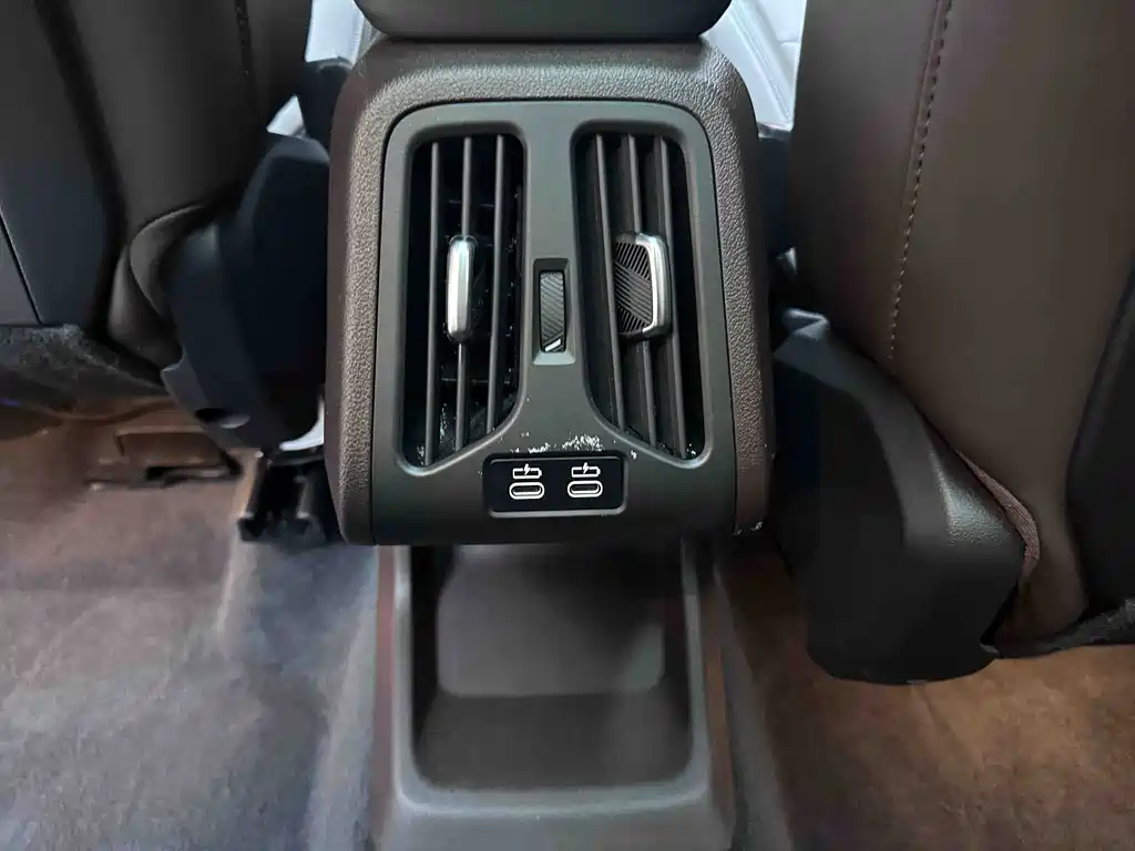 BMW X1 2023 — фото 13