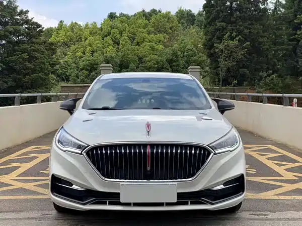 Hongqi H5 2022