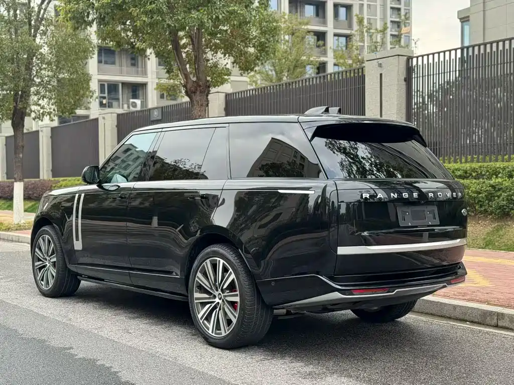 Land Rover Range Rover 2024 — фото 14