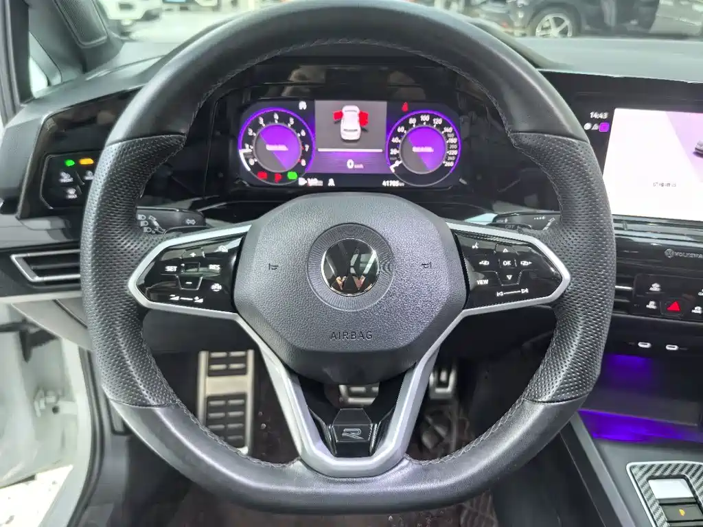 Volkswagen Golf 2023