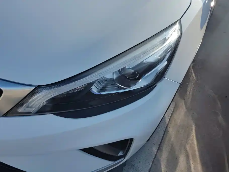 Geely Emgrand GS 2019