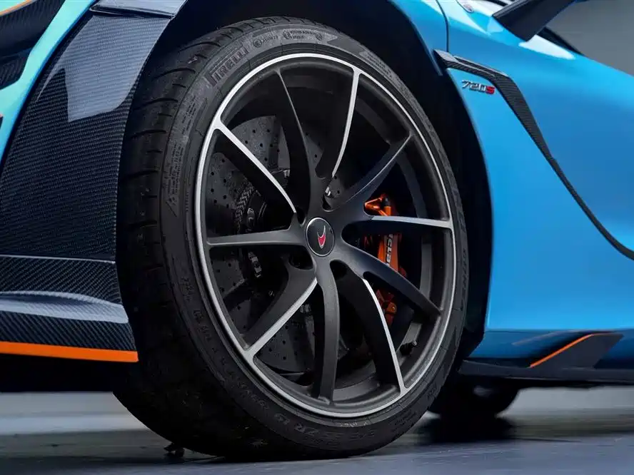 McLaren 720S 2018 — фото 9