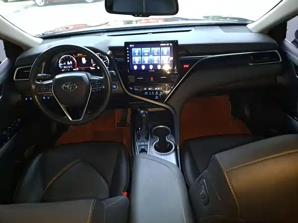 Toyota Camry 2023