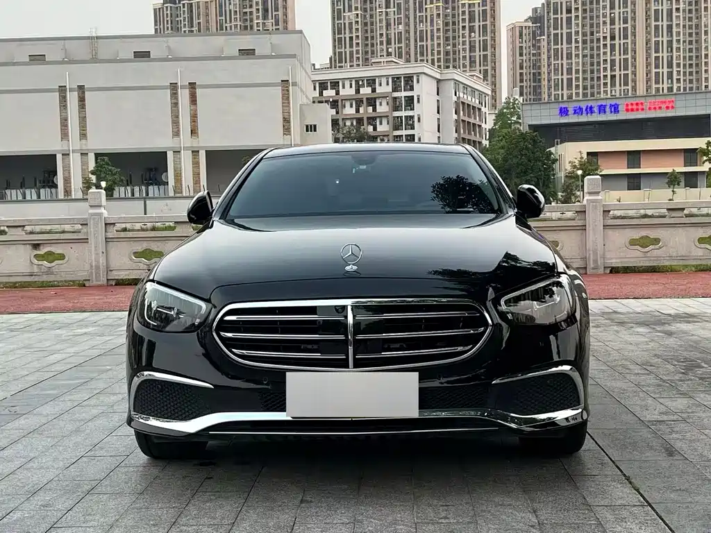 Mercedes-Benz E-Class 2021 — фото 2