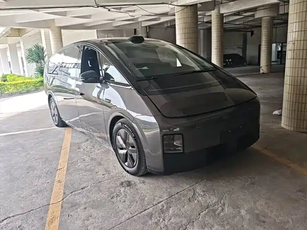 Li Auto MEGA 2024