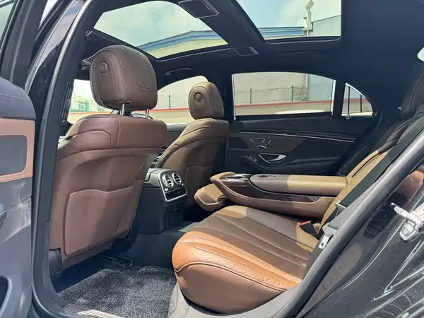 Mercedes-Benz S-Class 2020