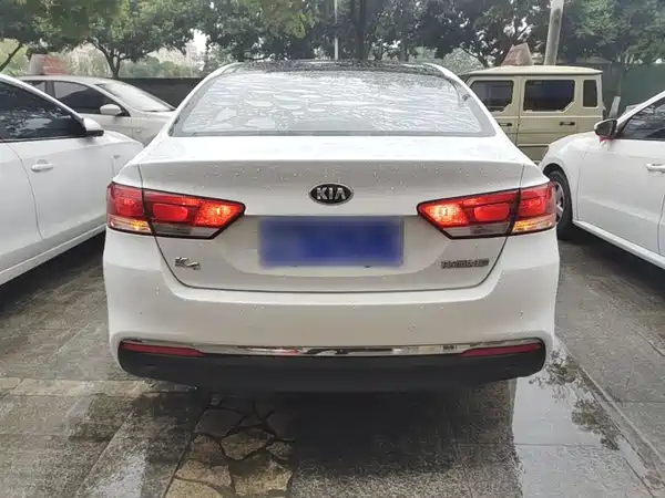Kia K4 2014