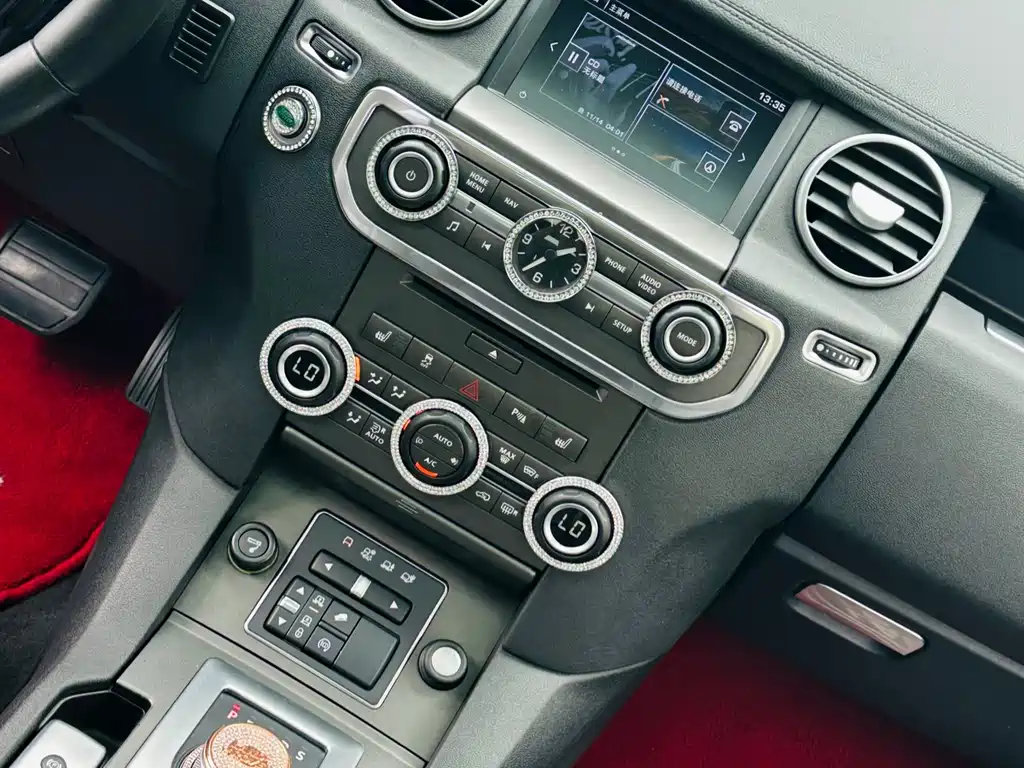 Land Rover Discovery 2016 — фото 22