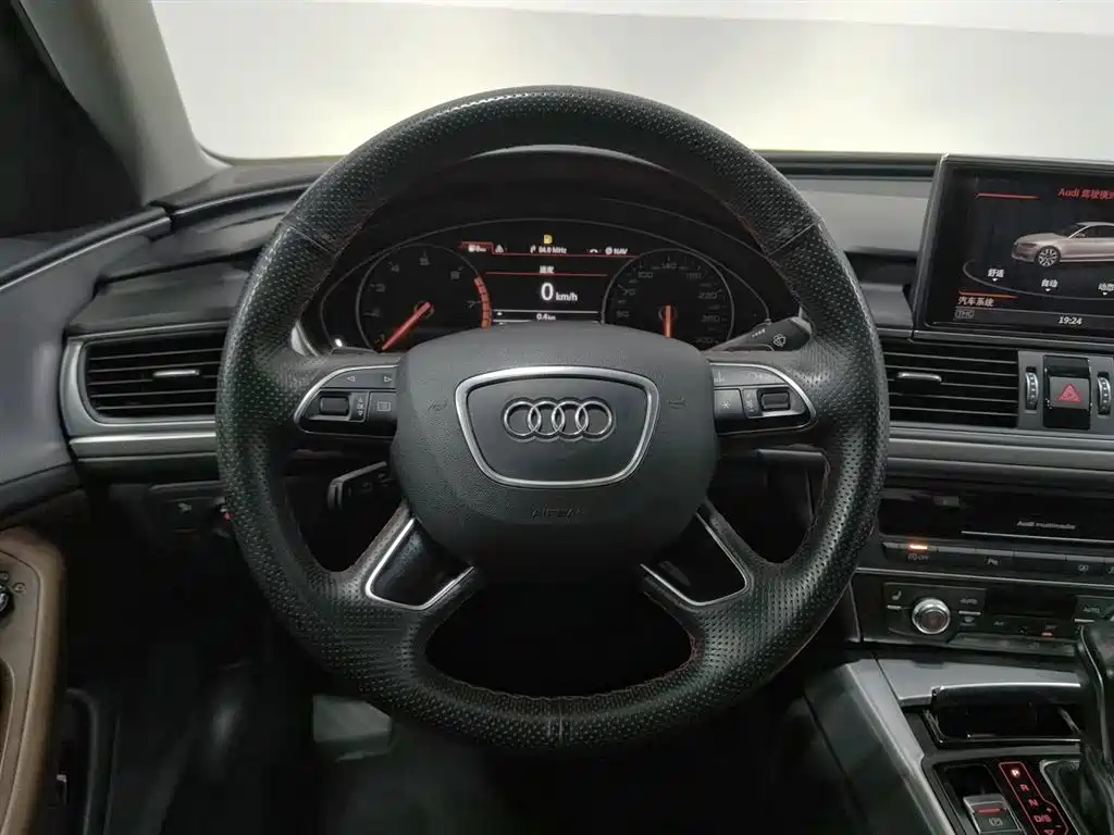 Audi A6L 2017 — фото 11