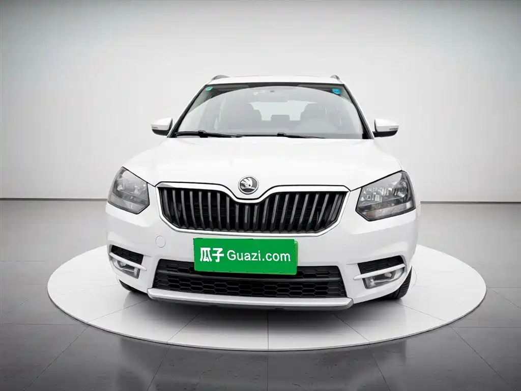 Skoda Yeti 2017 — фото 24