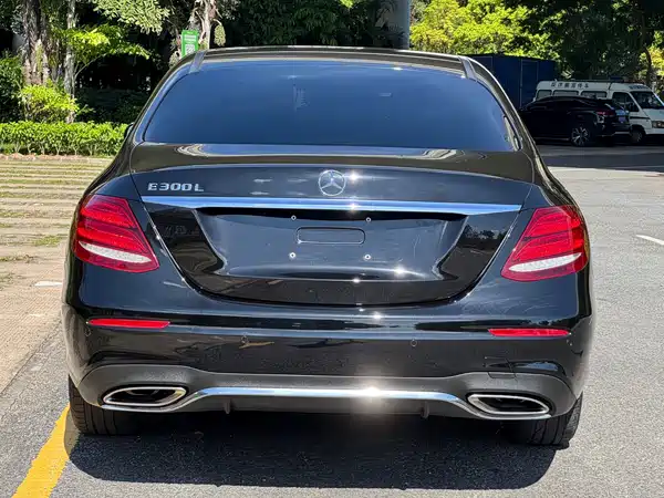 Mercedes-Benz E-Class 2018