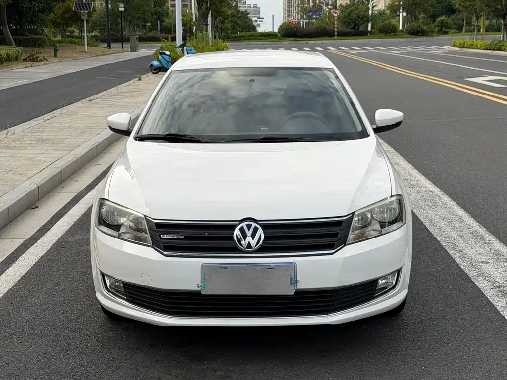 Volkswagen Lavida 2014