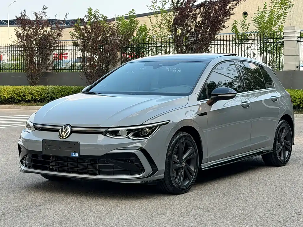 Volkswagen Golf 2022