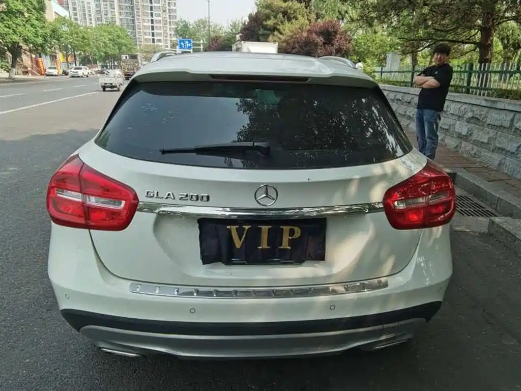 Mercedes-Benz GLA 2015 — фото 12